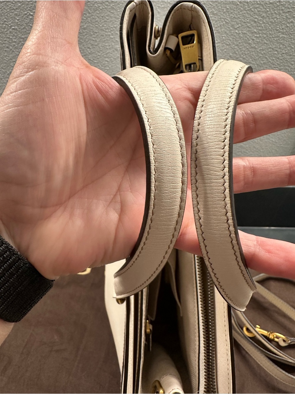 Gucci Medium Bright Bit Tote W/ COA - Picture 10 of 15